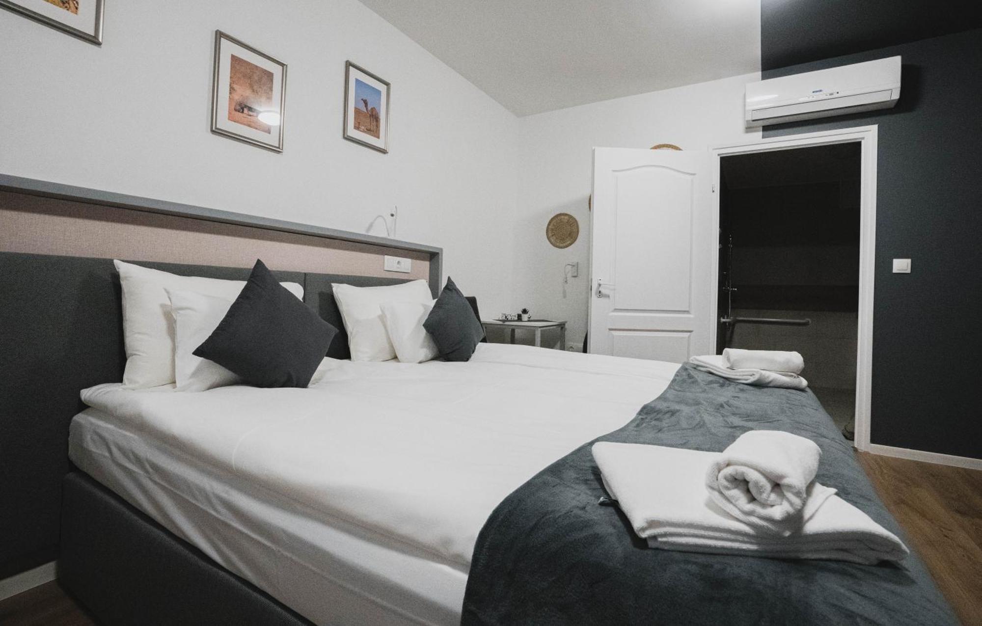 Safari Hotel 세게드 외부 사진